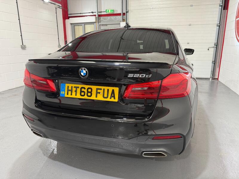 BMW 5 SERIES