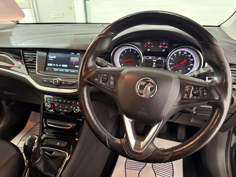 VAUXHALL ASTRA